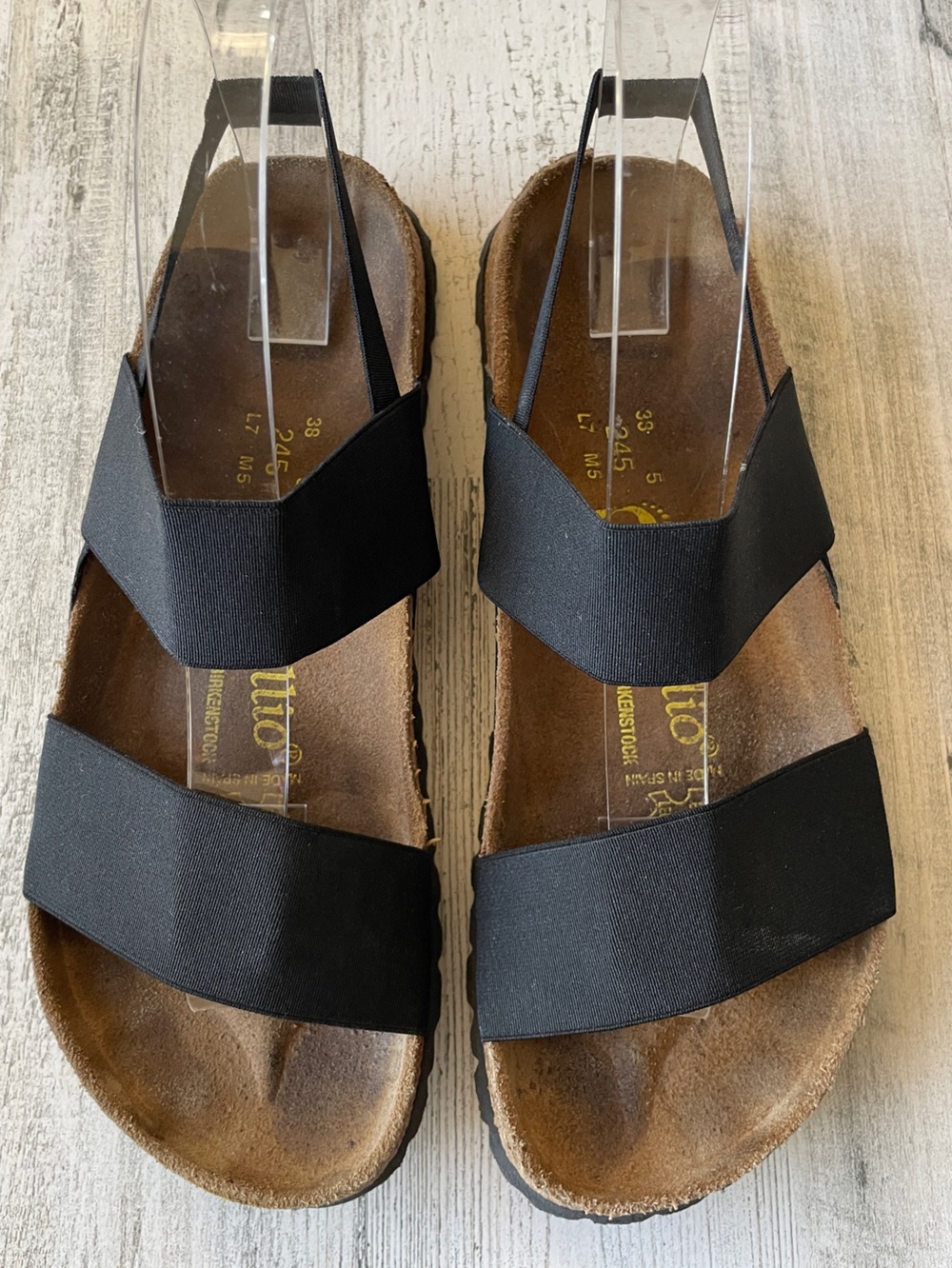 Papillio Black Crisscross Elastic Strap Sandals Mens 7 Women’s 7